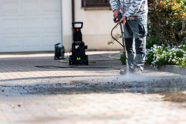 Why Choose Our Certified Pressure Washing Experts for Your Project Needs in Manitou Springs, CO?